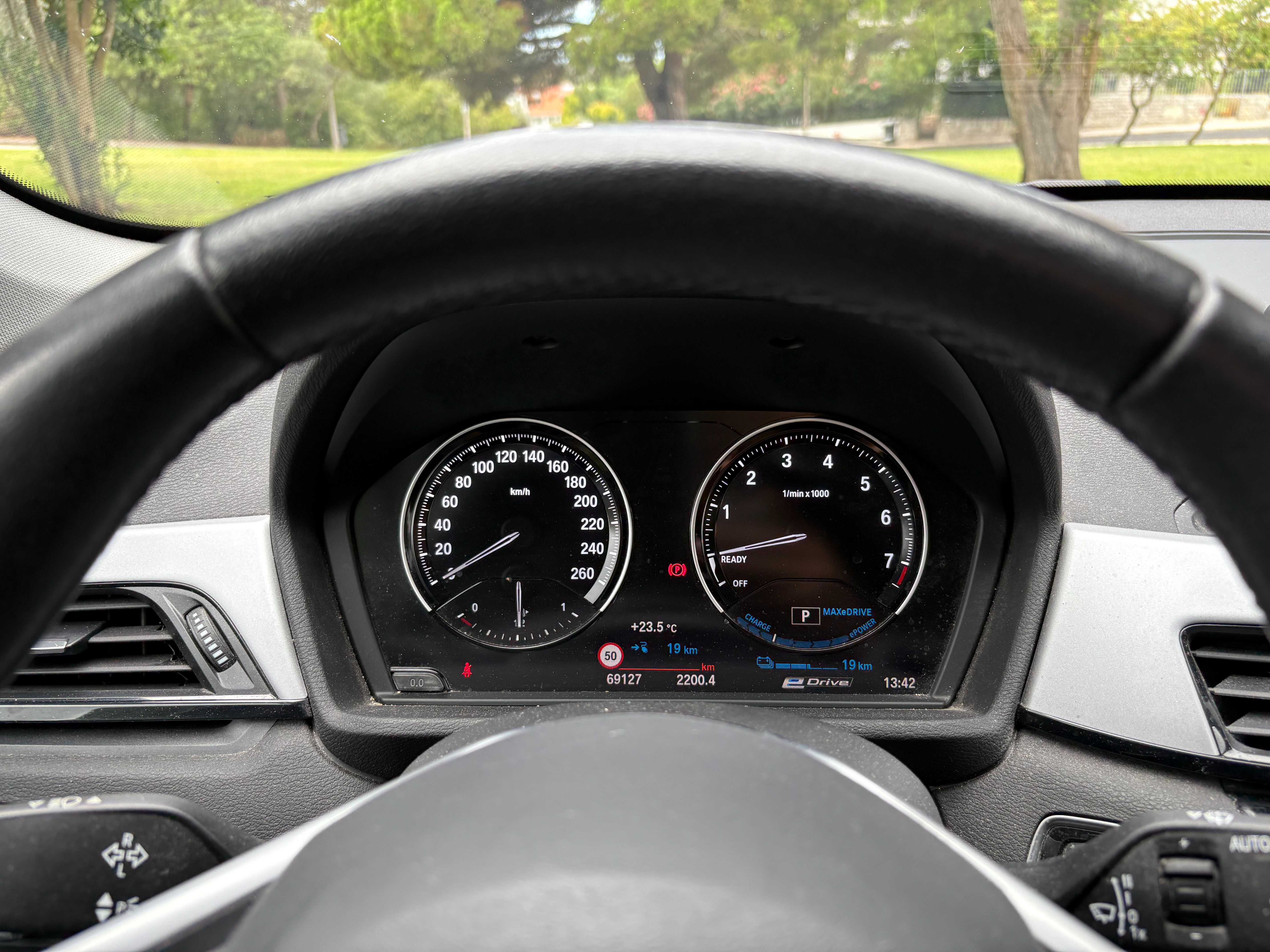 BMW X1 xDrive25e – Plug-in Hybrid Automático