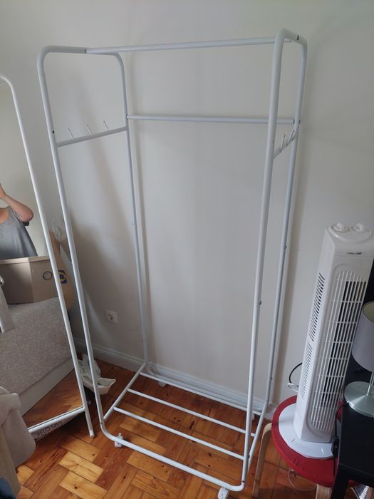 Suporte para Cabides