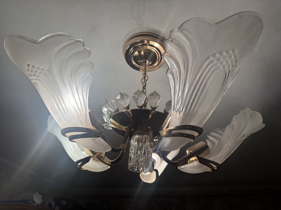 Люстра.Світильник.