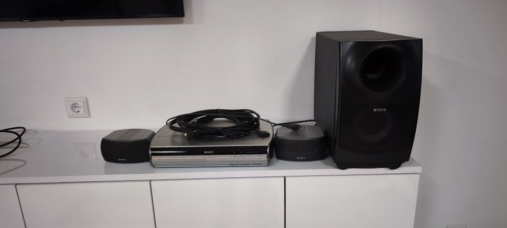Aparelhagem Sony HCD-X1 com colunas