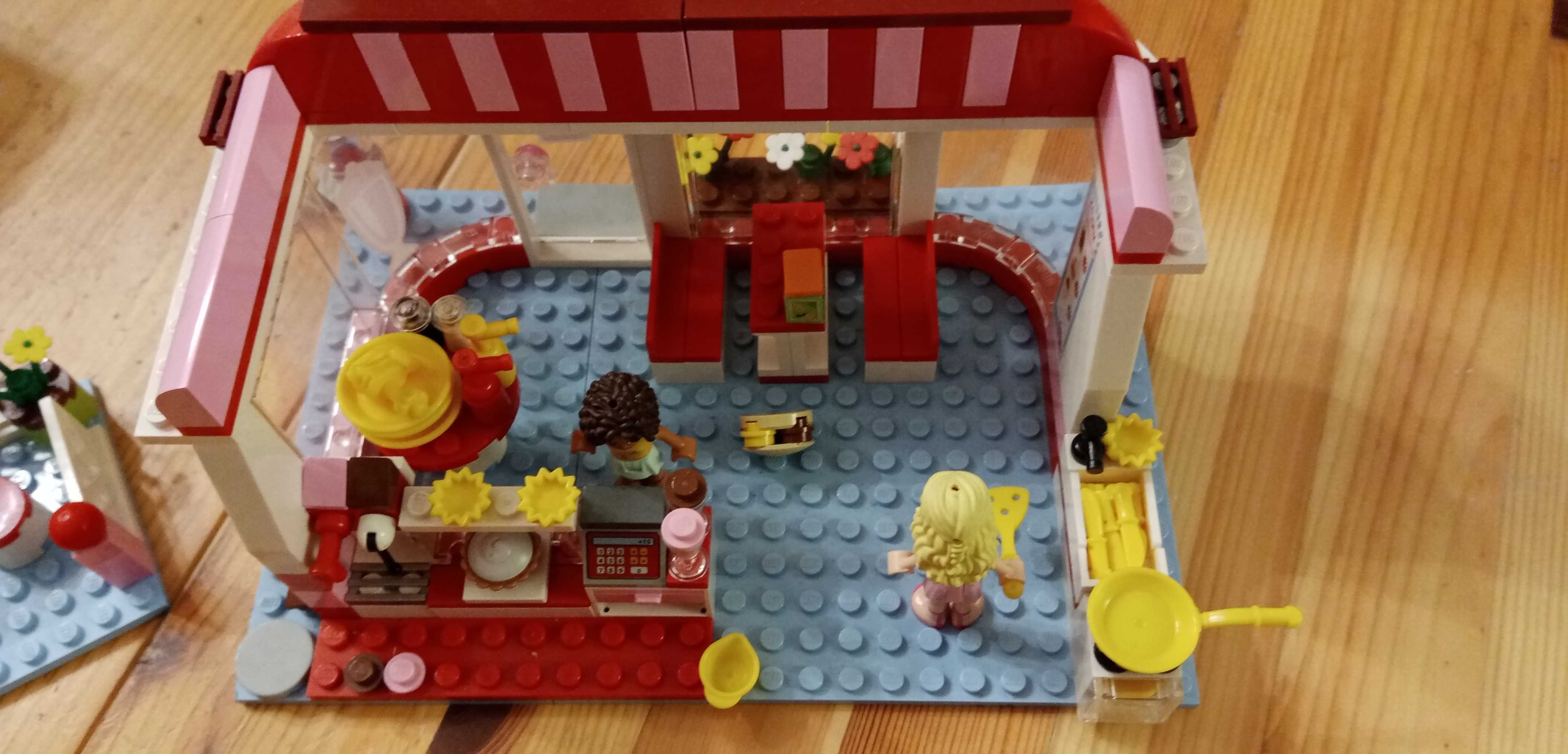 zestaw lego Friends kawiarnia 3061 z 2012r