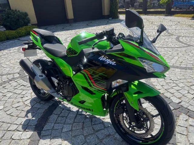 Kawasaki Ninja 400
