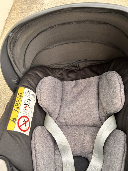 base ISOFIX para cadeiras auto + a cadeira de bebé e criança