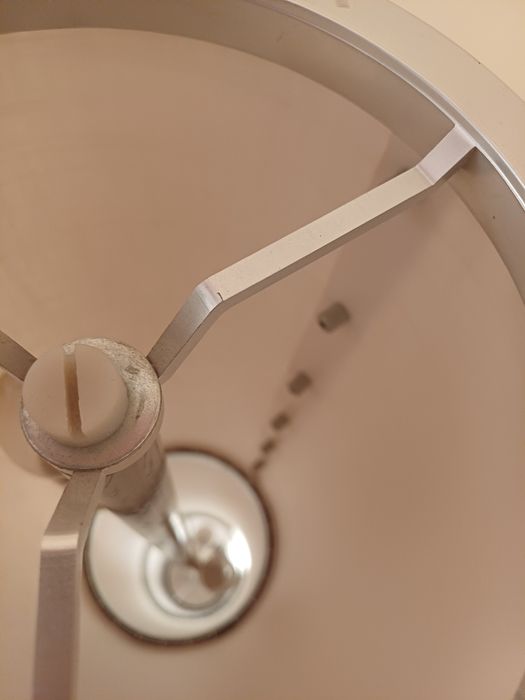 Lampa stojąca podłogowa