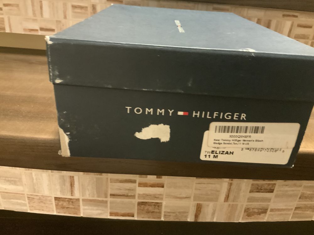 Босоножки на танкетке женские Tommy Hilfiger размер 41