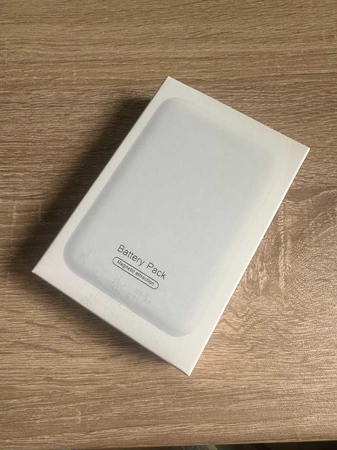 Power Bank indukcyjny magnetyczny kieszonkowy 10000mAh MagSafe iPhone