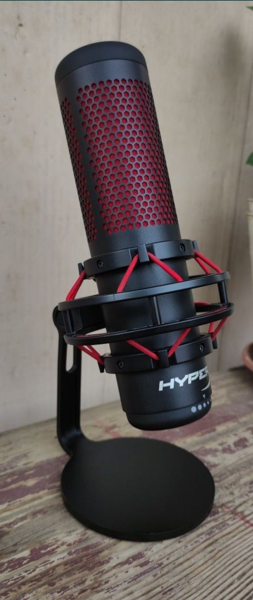 Микрофон Hyperx Quadcast