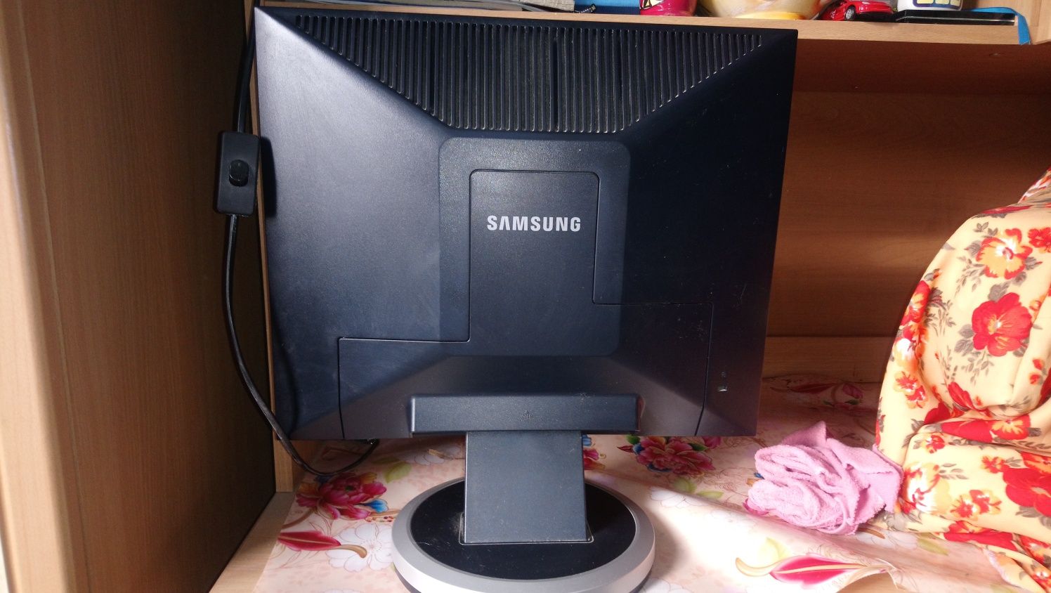 Монитор Samsung Sync Master 940 N