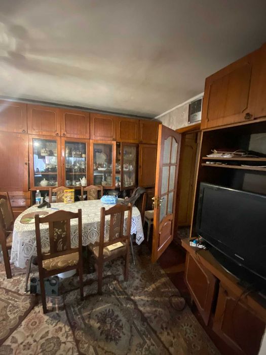 Продаж дешевого будинку з 10-ма сотками землі VS ID:29090