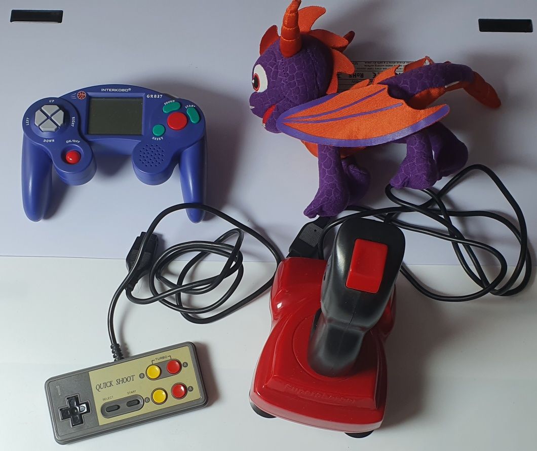 Zestaw RETRO Spyro Dragon Quick Joy Amiga INTERKOBO