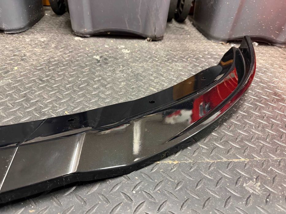 Spoiler Lip frente Tesla Model 3