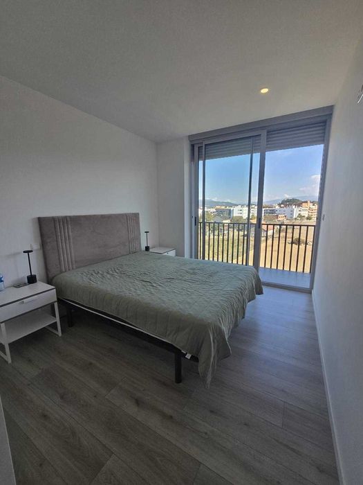 T2 a venda em Monção