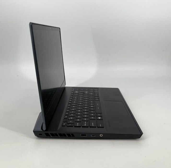 MSI GE66 Raider 10SFS–i7-10750H, ddr4 32GB, RTX 2070 Super