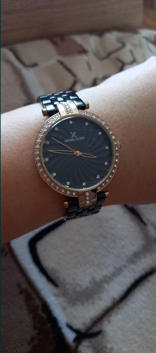 Часы кварцевые Daniel Klein