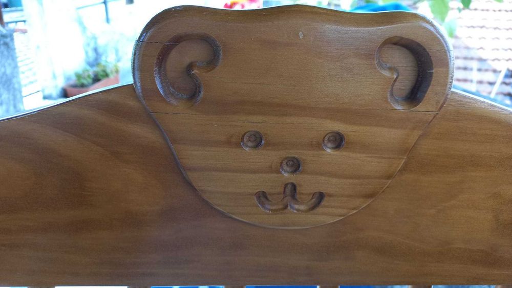 Camas de bebé de madeira