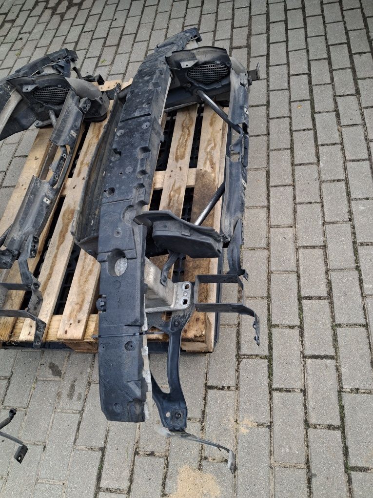 Bmw e 60 e 61 pas przedni wzmocnienie.