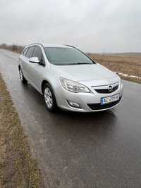 Opel Astra j 2012 року 1.7 дизель