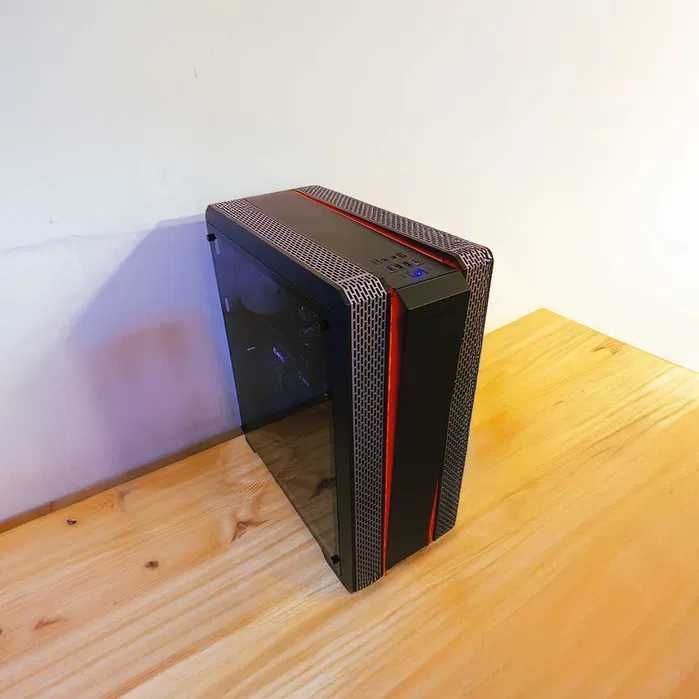 PC: RTX 3060 + i7 + 32GB RAM + 1TB SSD NVMe