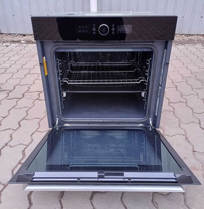 Вбудована духовка духова шафа Вірпул Whirlpool 6 Sense піроліз чорна