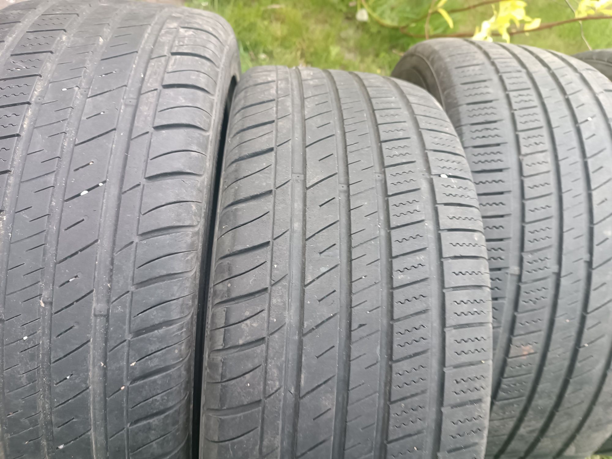 Opony wielosezonowe 225/45R19 KUMHO