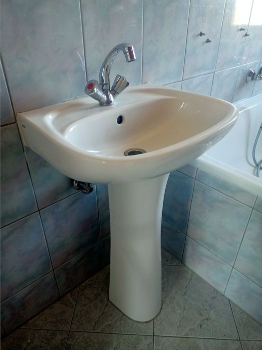 Umywalka KOŁO z postumentem. 50 cm. Z baterią i syfonem. Komplet