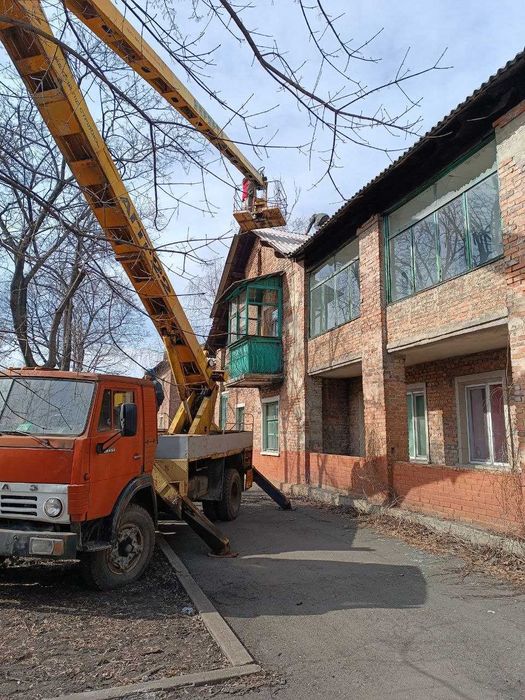 продам автовышку  КАРПАТЫ АГП-22 на базе автомобиля КАМАЗ 4325
