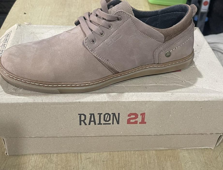 Продам туфли на весну.