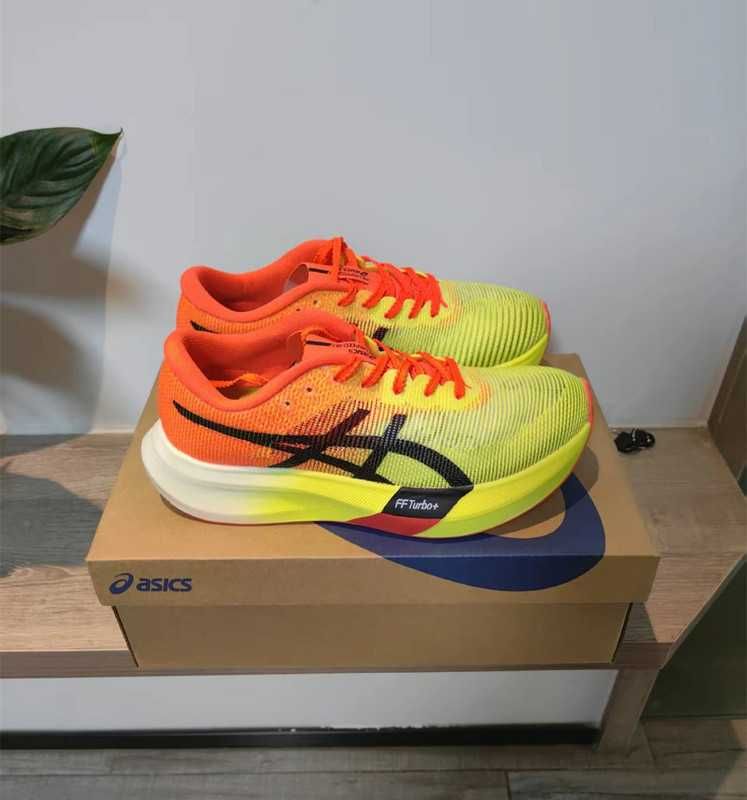 ASICS Metaspeed Sky Paris 42