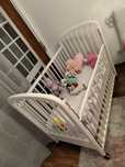 Cama de bebe em madeira