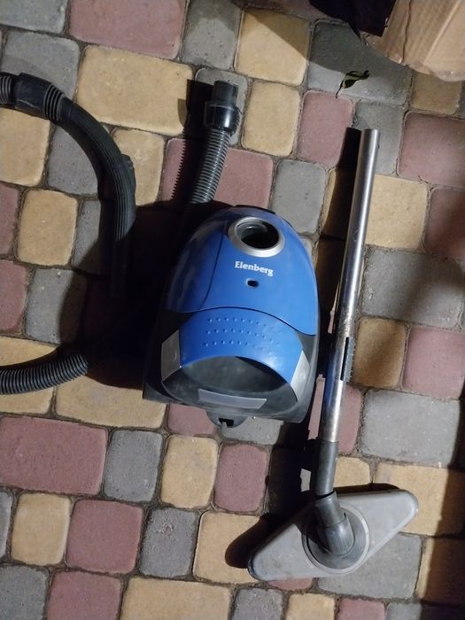 Продам пылесос.Еленберг.