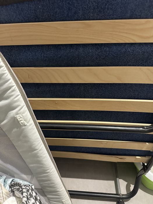 Cama dobrável de solteiro com colchão de espuma Ergoform - 80x190cm