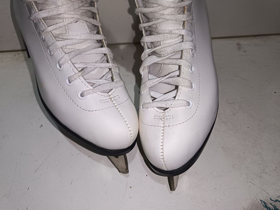 Łyżwy figurowe TREX damskie skóra rozmiar 40