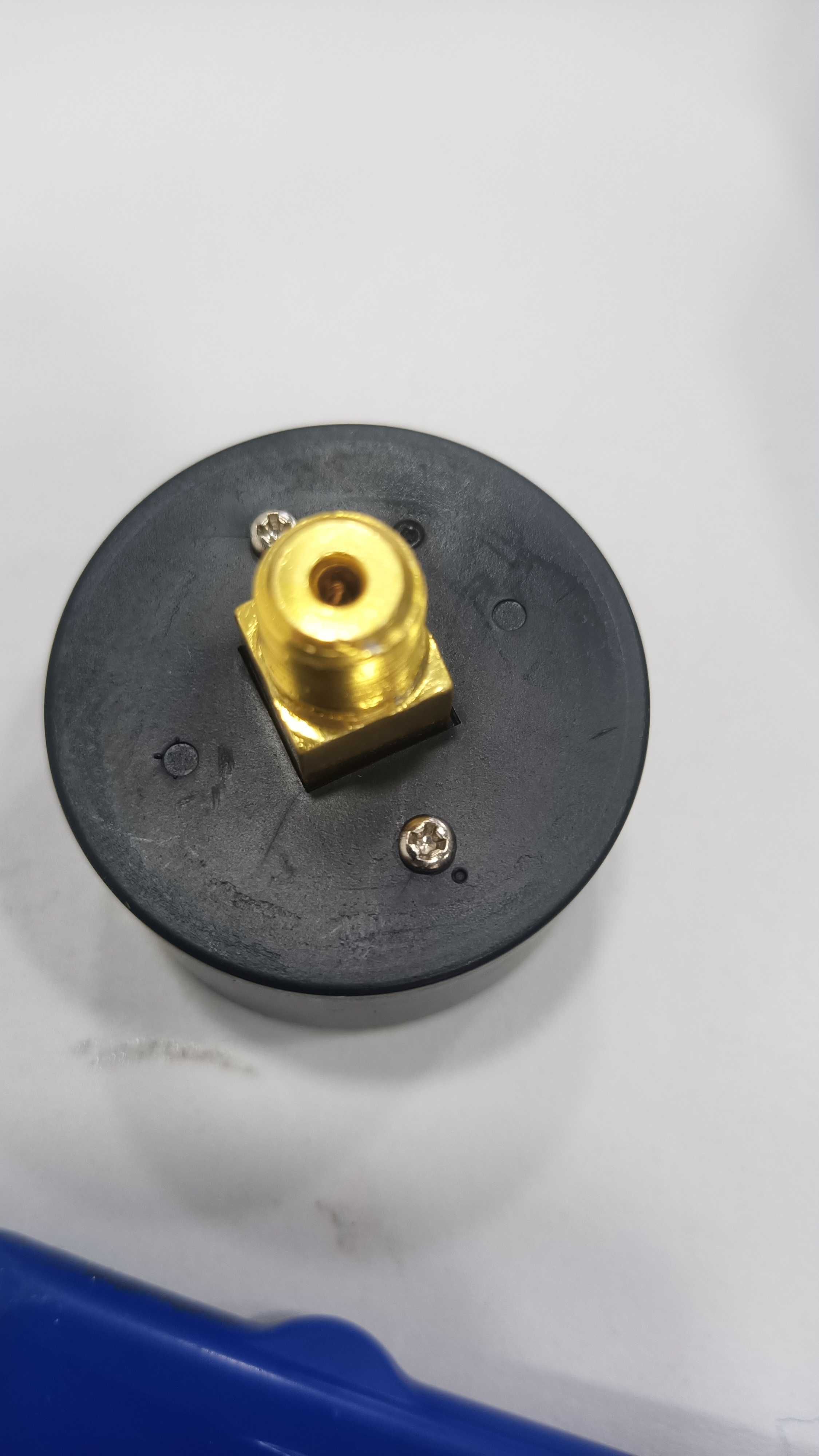 Манометр от 0-12 кгс/см² диаметр 41,5 мм на компрессор