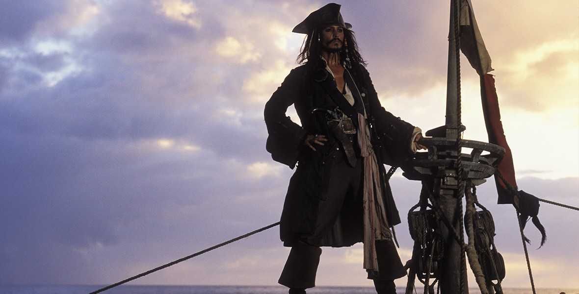 PIRATA DAS CARAÍBAS - A Maldição do Pérola Negra (Johnny Depp/Keira Kn