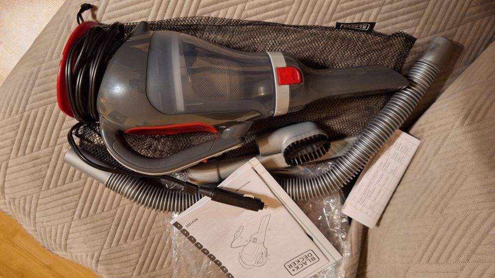 Odkurzacz samochodowy Black & Decker