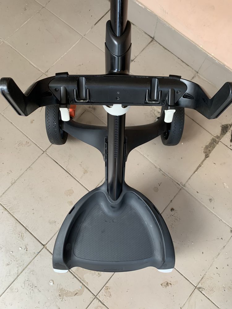 Продам коляску Stokke Xplory V6