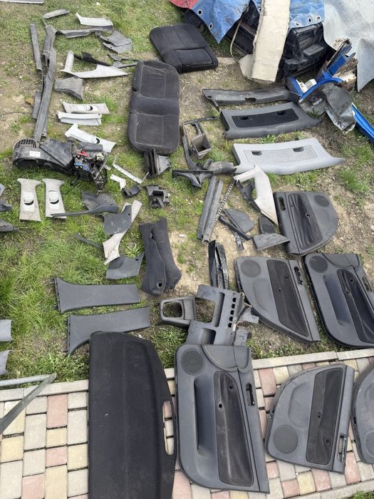 Пассат б5~б5+ Салон Елементи салону Авторозборка-автодеталі