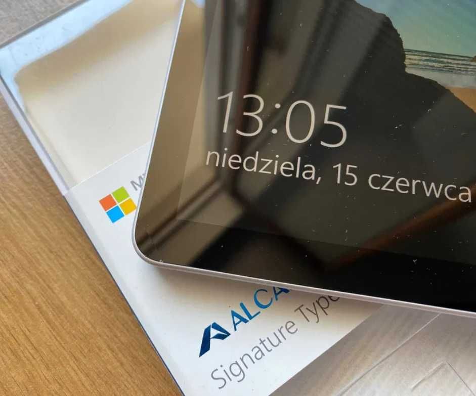 Surface Go 2 MICROSOFT M3-8100Y TABLET/LAPTOP 2w1 ETUI Signature 2021