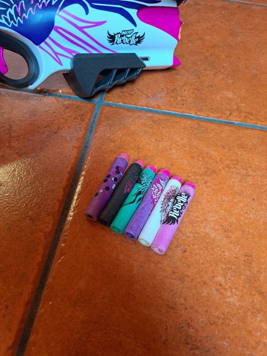 Nerf Rebelle com 6 balas originais