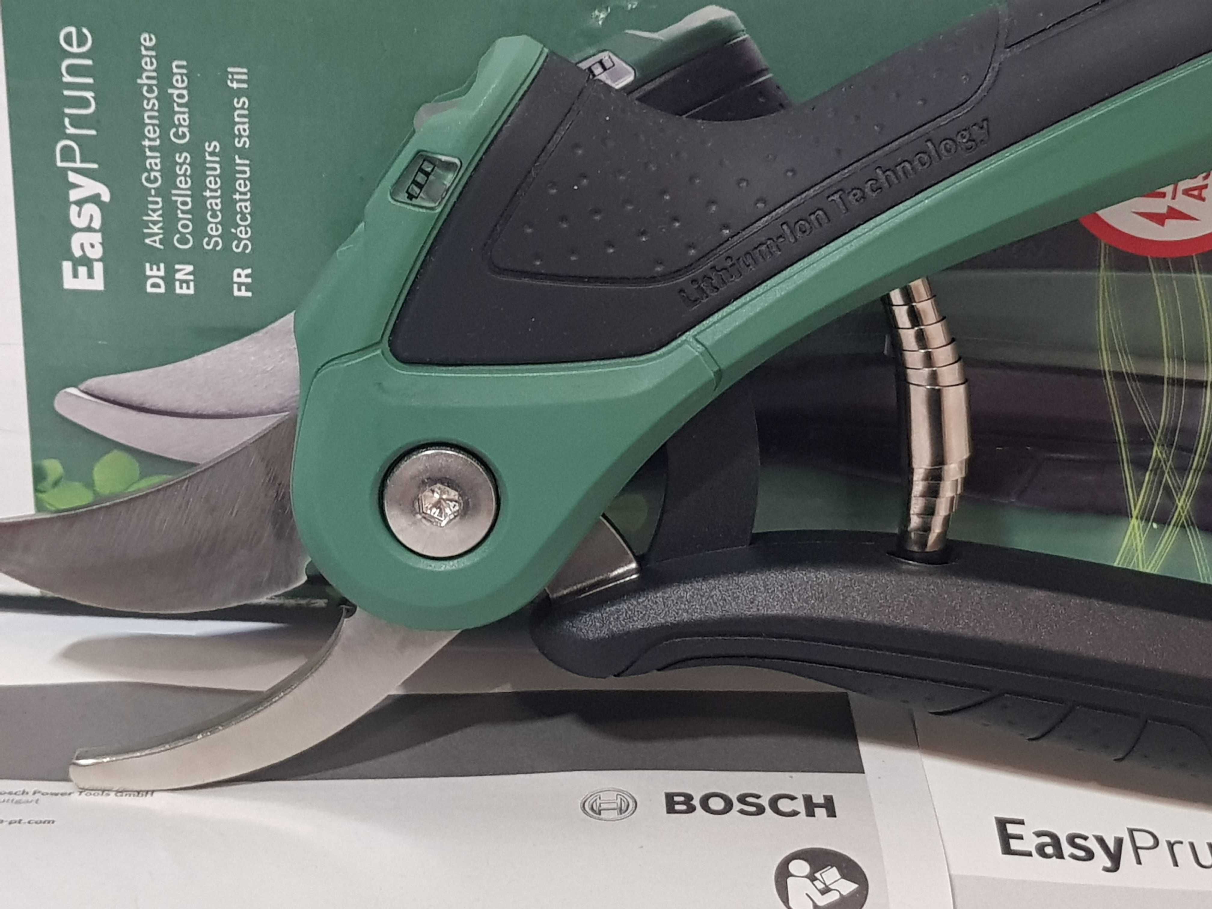 Sekator akumulatorowy BOSCH 3.6V Easy Prune Nowy