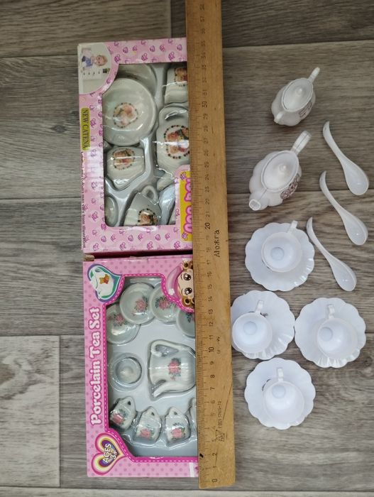 Іграшковий порцеляновий посуд, чайний сервіз