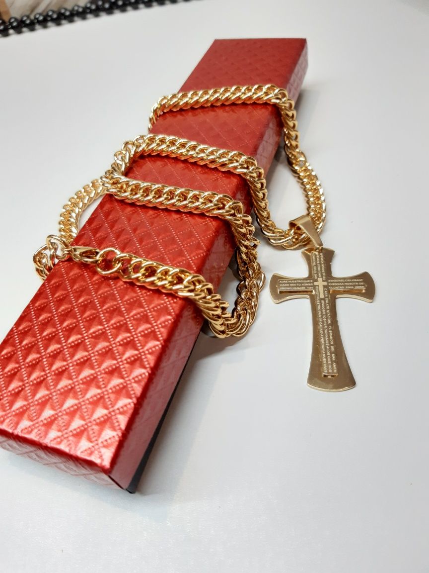 Colar de correntes 55x0,8cm, cor ouro, com cruz