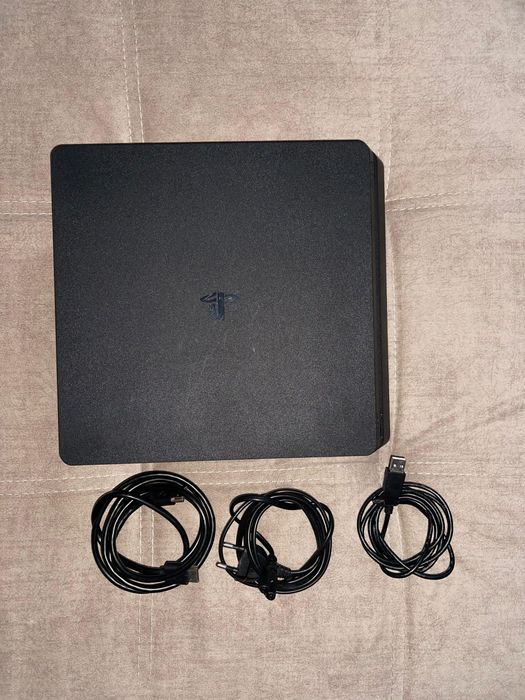 Playstation 4 Slim com 2 comandos - 1TB