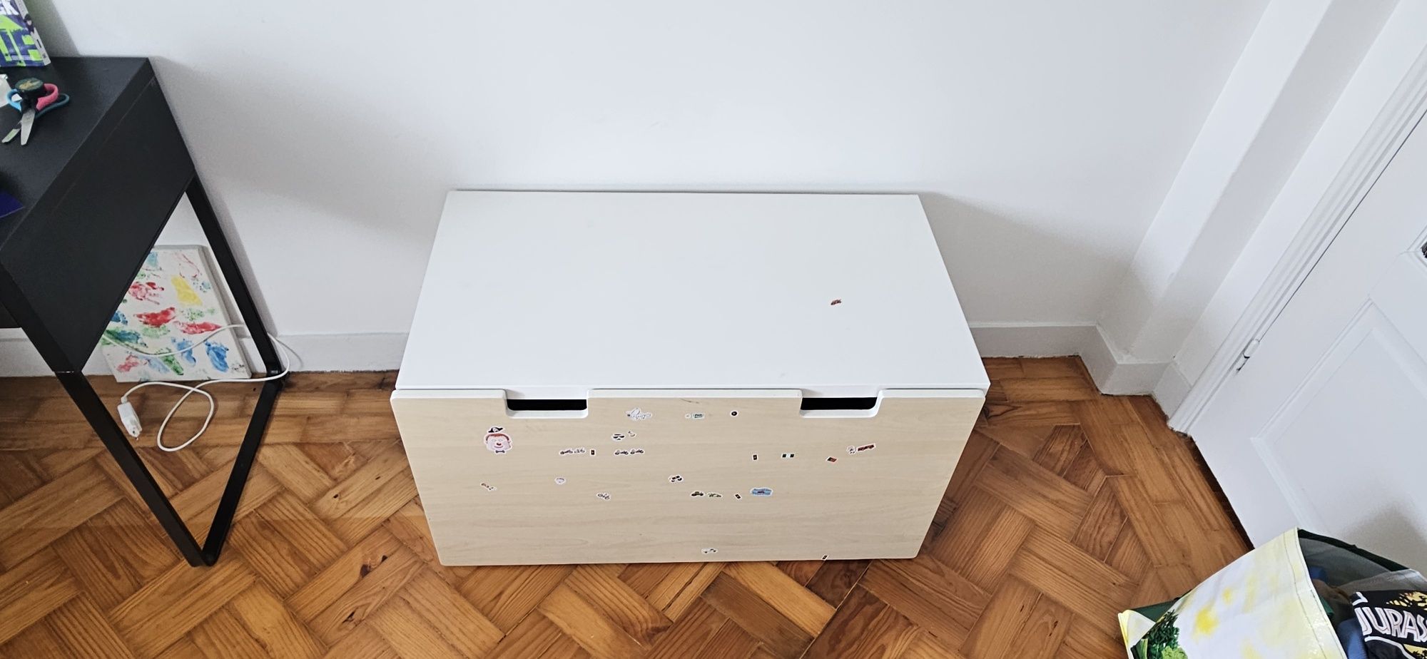 Baú de arrumação com rodas Ikea