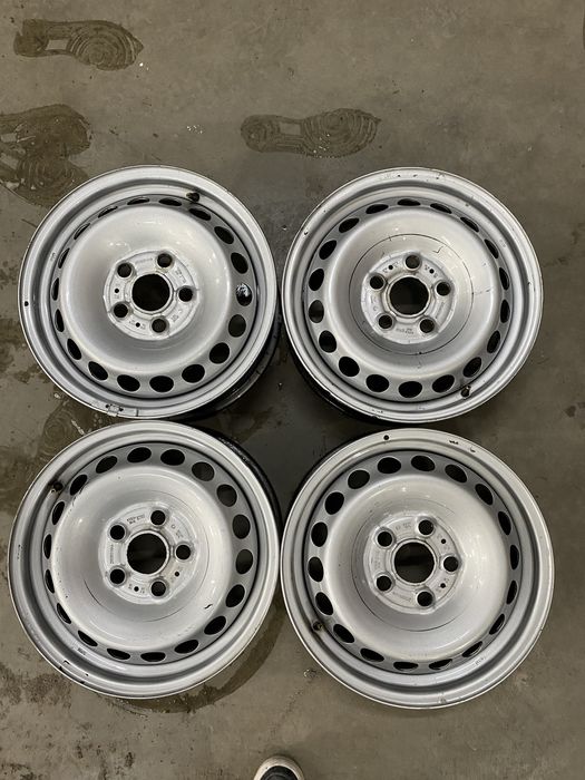 По шт Диски Crafter 2 2017- 7C0 5x120 2N0601027L ET60 R16 з Європи