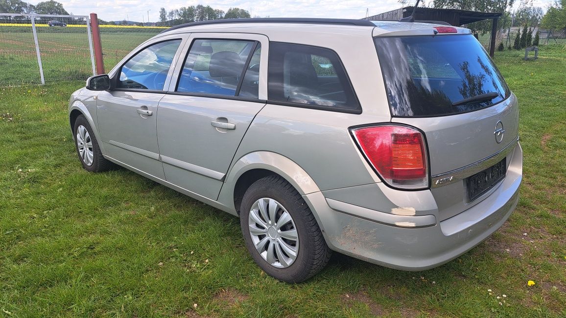 Opel Astra H Combi 1.6 16v 2005r /klima/elektryka/sprowadzony