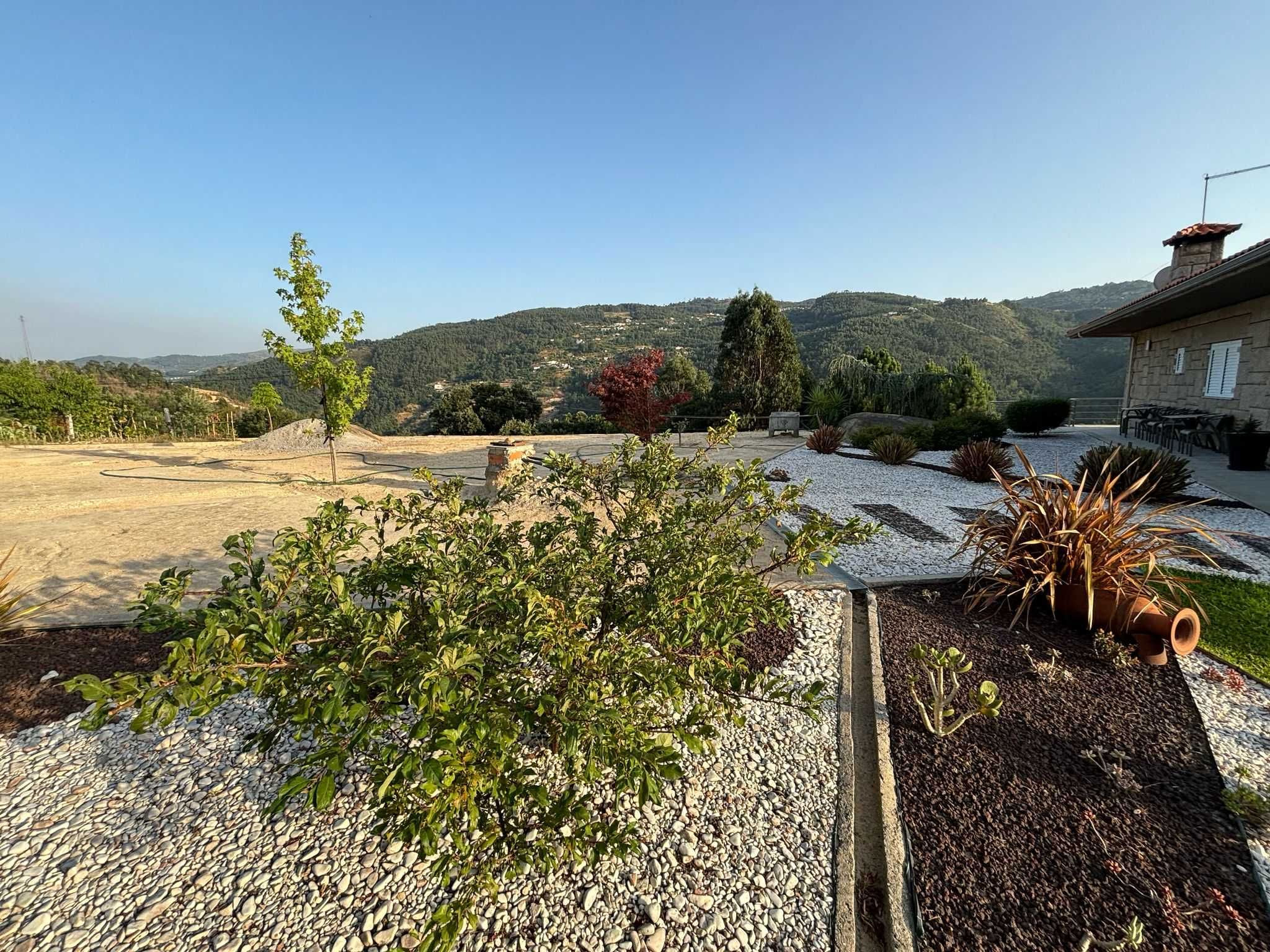 Moradia junto ao DOURO