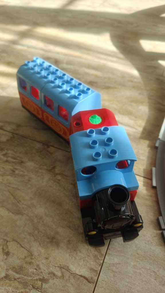 LEGO Duplo pociąg tory kolejowe