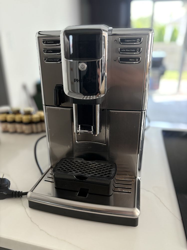 Ekspres do kawy Philips LatteGo