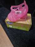 Sandalias chicco tamanho 20. Rosa